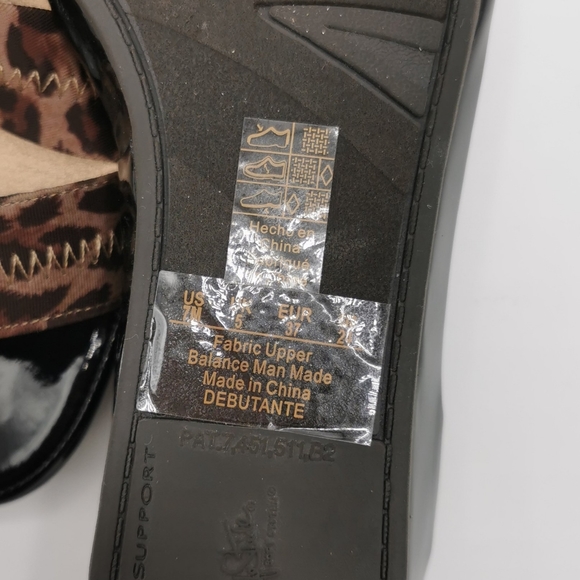 SIZE 7M Life Stride, Soft System Sandals NWOB - Picture 6 of 8